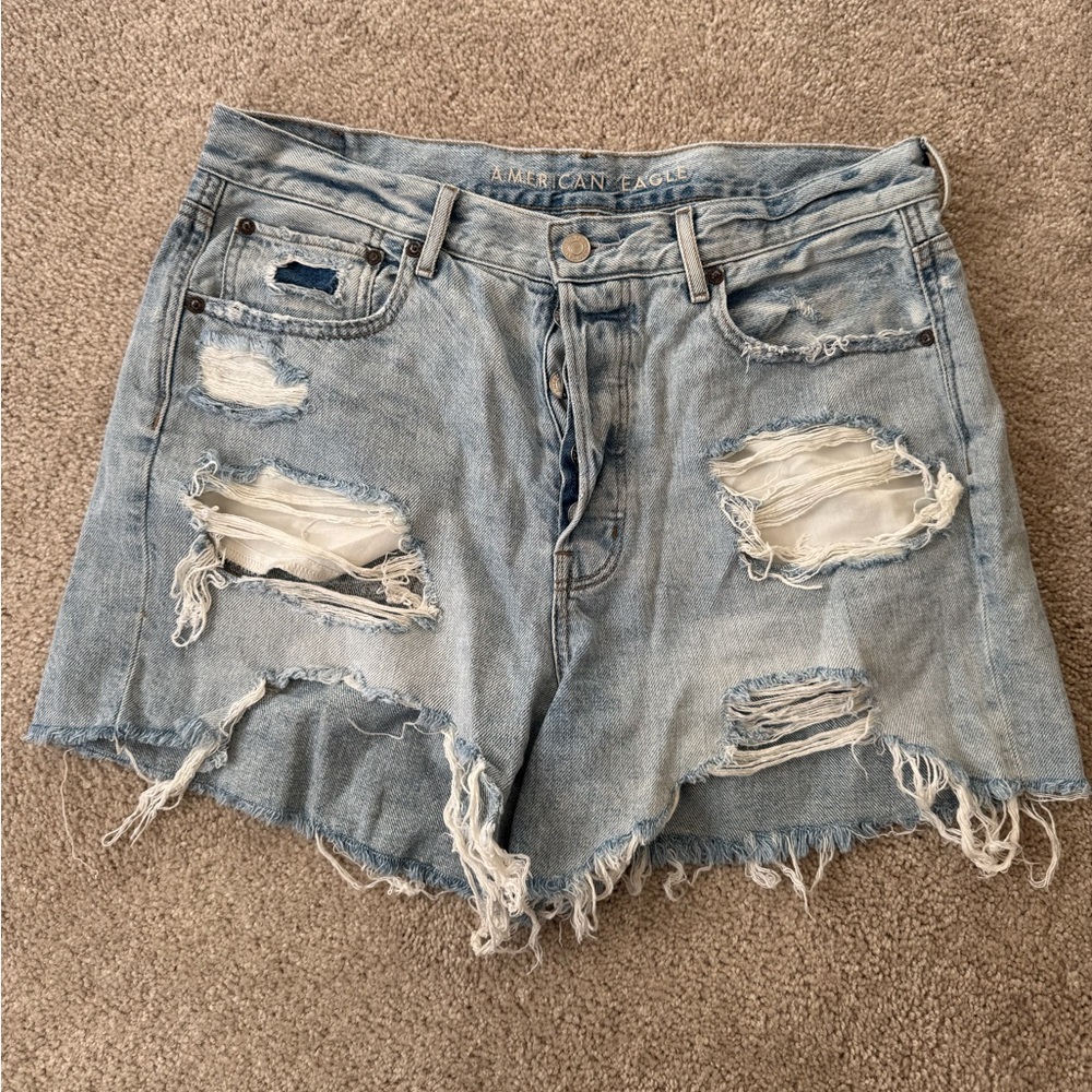 AE 90’s Boyfriend Denim Shorts - size 12